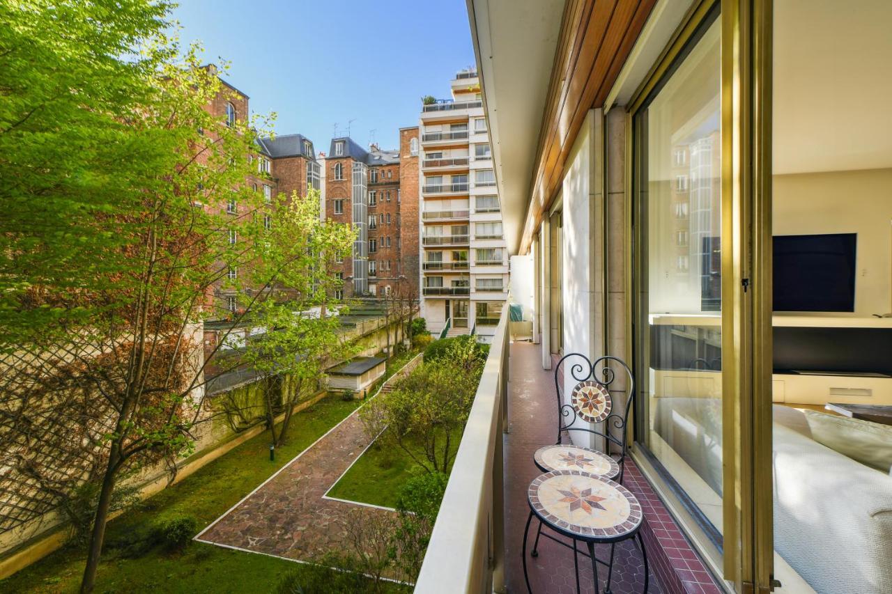 Bright With Balcony For 5 In By Weekome Appartement *