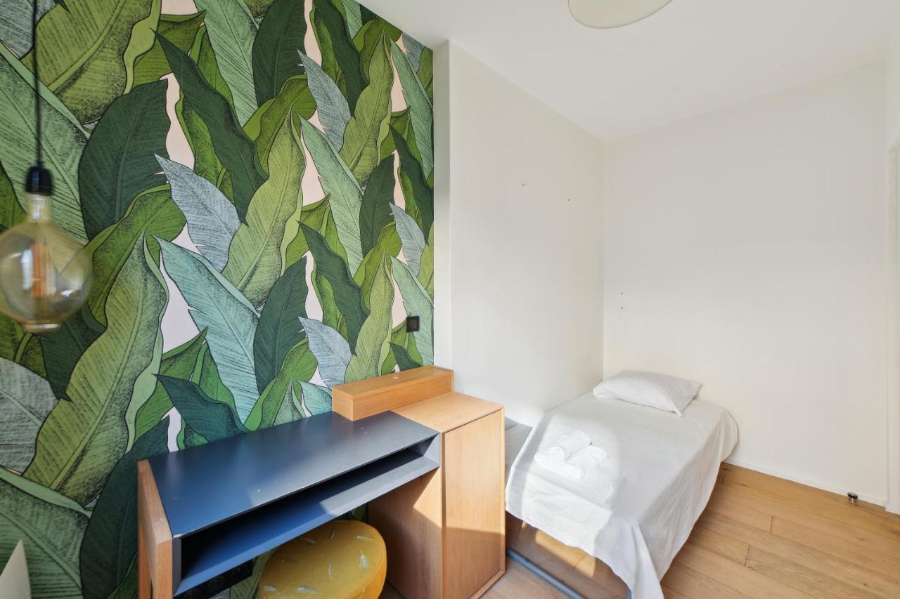 Bright With Balcony For 5 In By Weekome Paris
