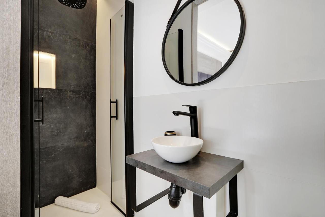 Off Majesti Upper Marais Apartment- Rue Du Faubourg Saint-martin Appartement *