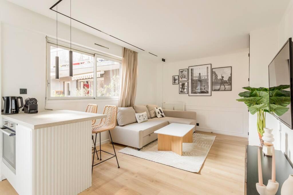 Luxurious 3 Min Walk From Eiffel Tower Appartement