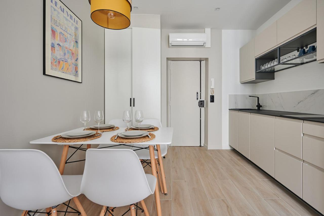 Center Of By Prestige Appartement