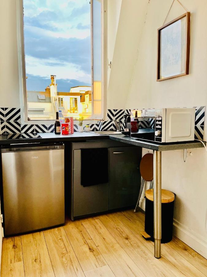 Parc Buttes Chaumont - Studio Mezzanine Homestay *