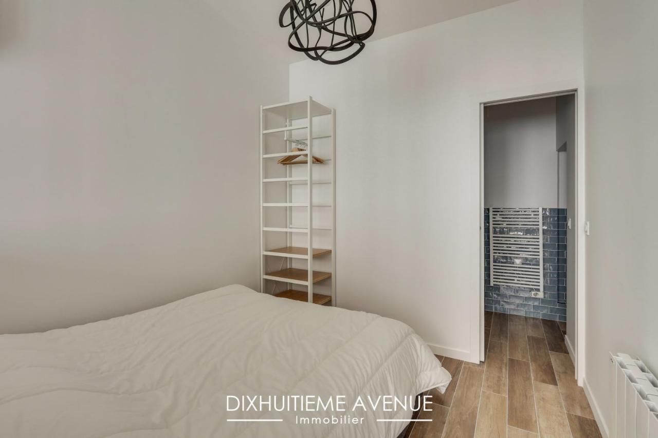 Nice 25m Very Bright Near Montmartre Apartment *
