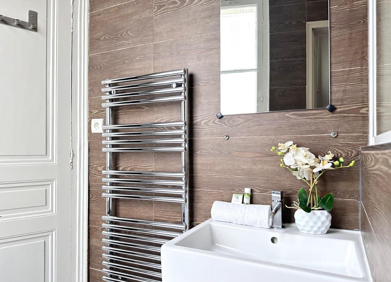 Apartment Quiet Retreat In Le Marais Paris