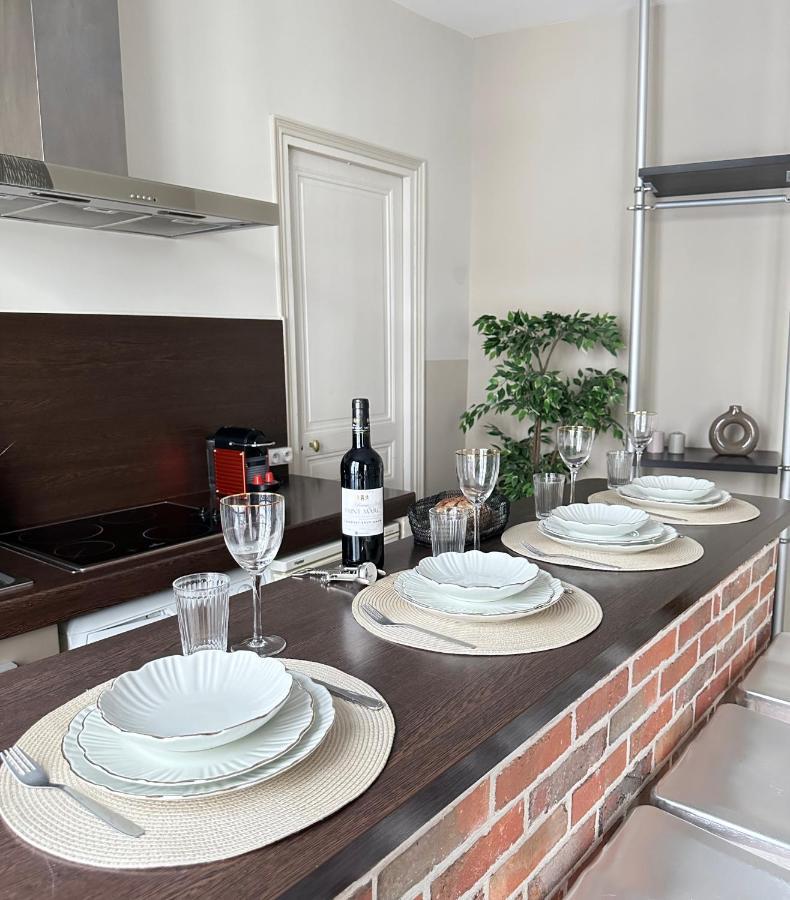 Quiet Retreat In Le Marais Apartment Paris