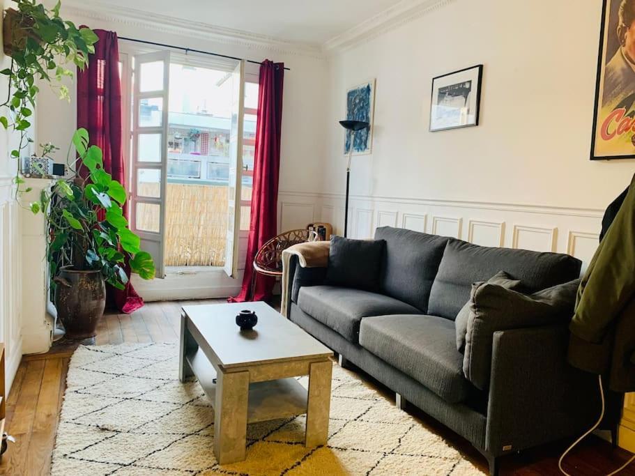 2pieces Pied Montmartre *
