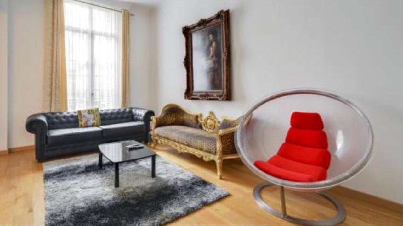 Apartment Arc De Triomphe-carnot Luxury & Design *
