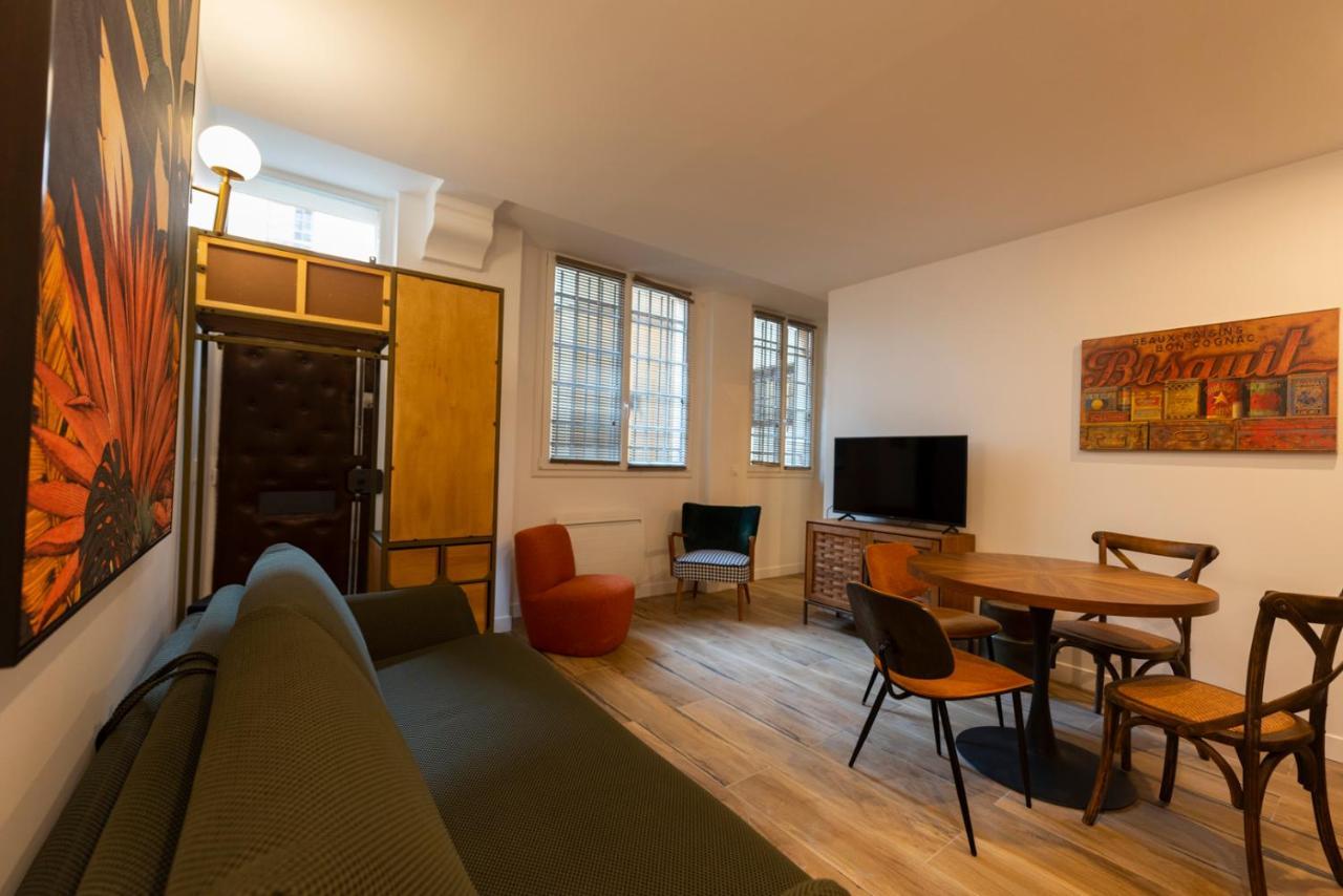 Appartement Au Pied De La Tour