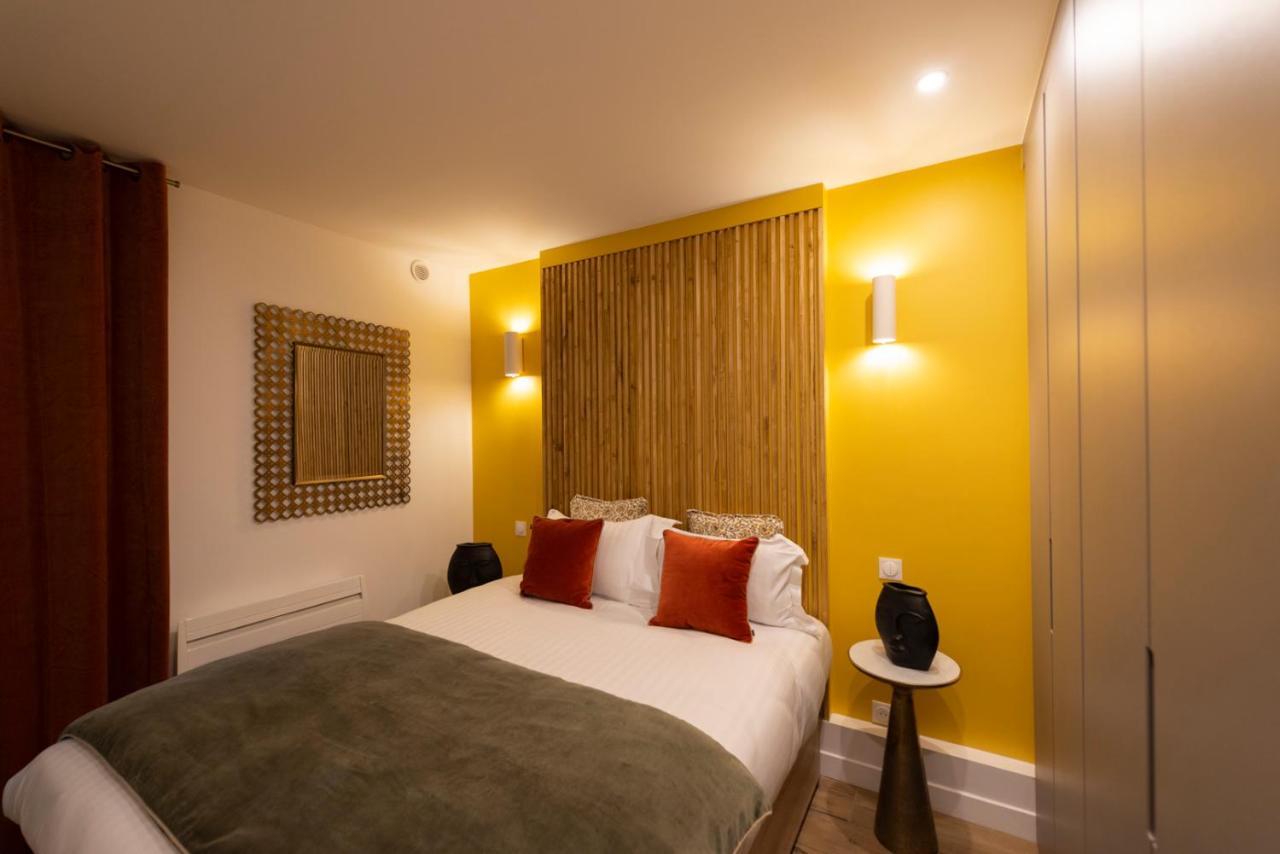Au Pied De La Tour Appartement