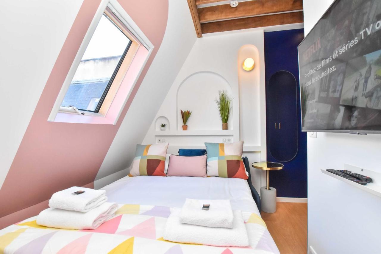 Newly Renovated Studio Under The Parisian Roofs - Arc De Triomphe *