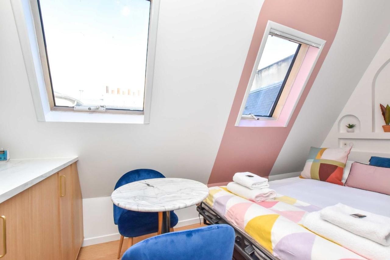 Newly Renovated Studio Under The Parisian Roofs - Arc De Triomphe Apartment *