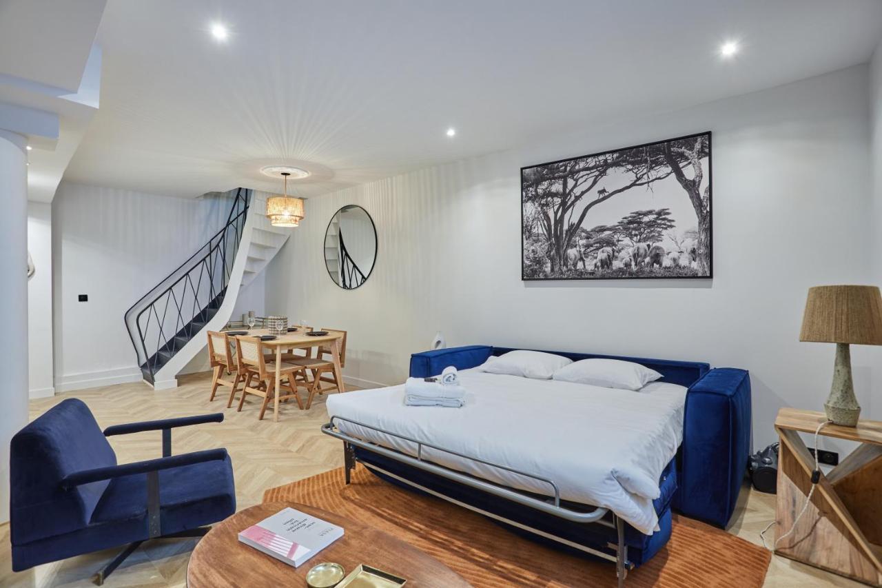 Duplex Center Of By Prestige Apartment Paris