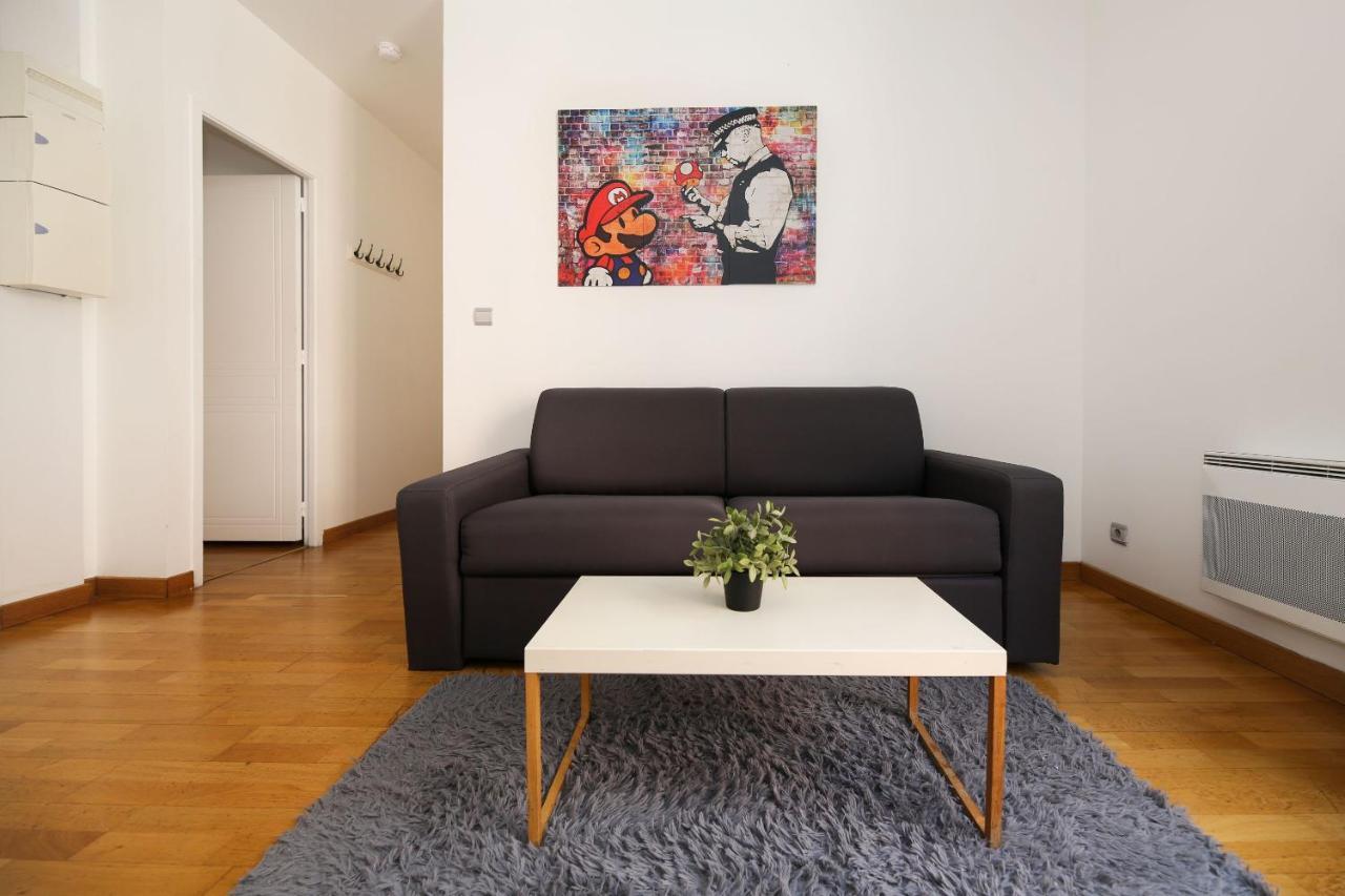 203 - Studio Tout Equipe Paris 5 *
