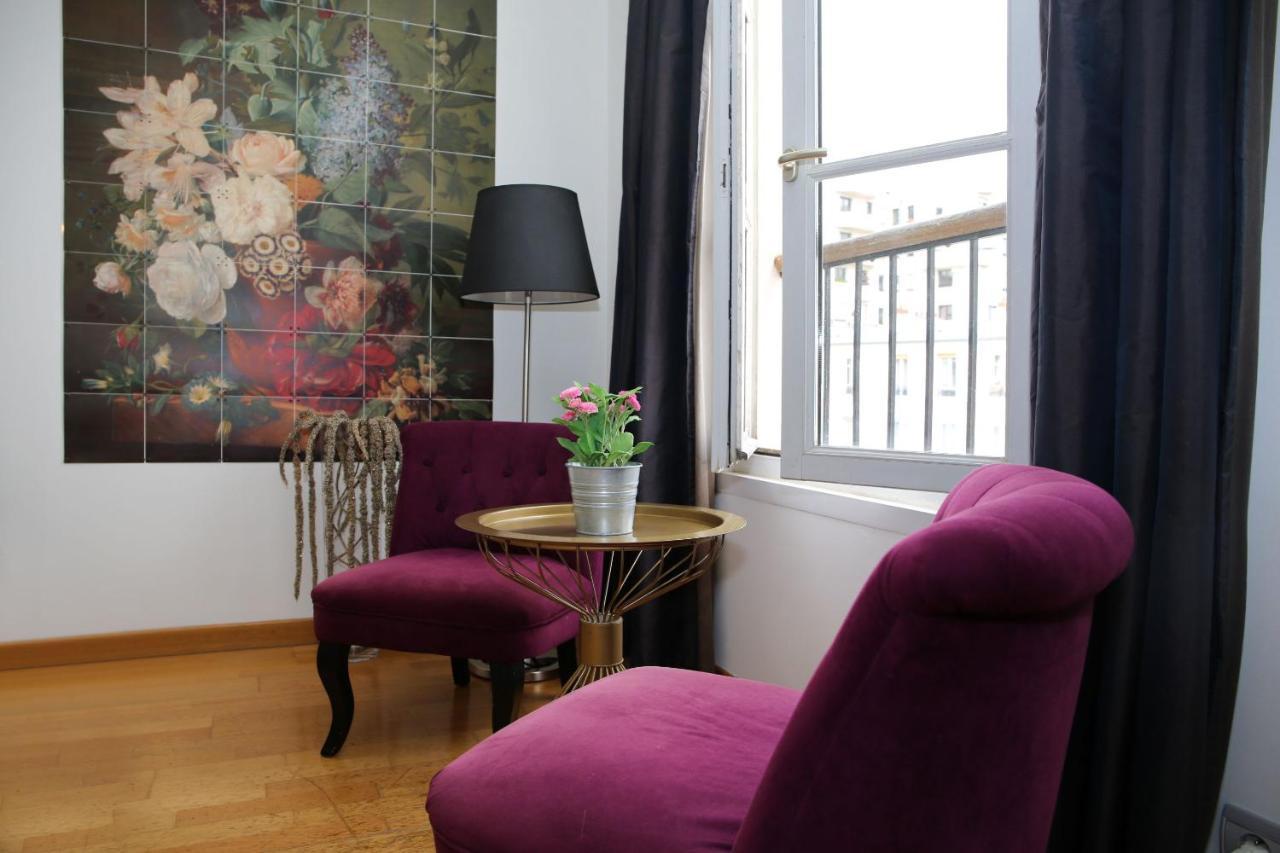 502- Studio De Charme Dans Quartier Anime 5 *