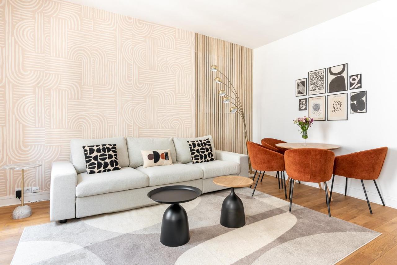 Apartment Champ De Mars - Augereau Paris