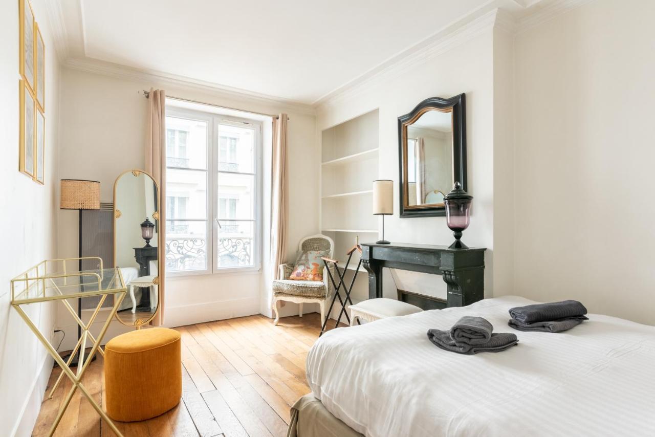 Apartment Proche Champ De Mars - Ii