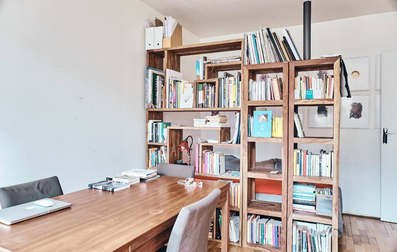 Cozy Small Artist Studio Apartment *