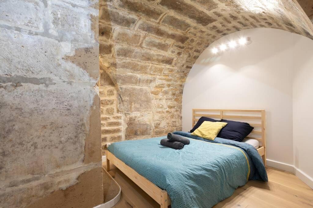 Broca Apartment Paris