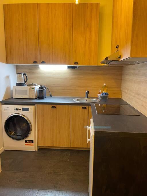 16 Eme Appartement *