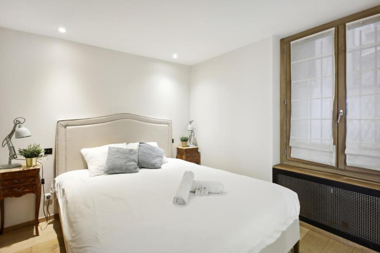 Saint Germain - Mabillon * Paris