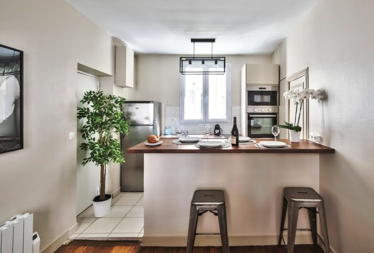 Apartment Family In Paris