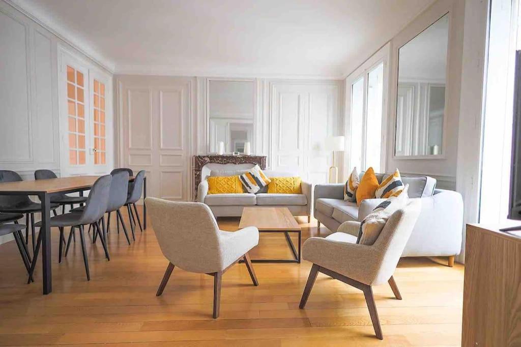 Avenue Des Champs-elysees, D'exception Apartment Paris