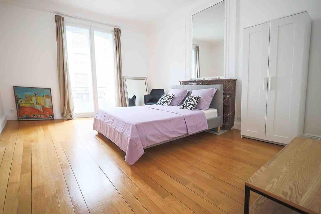 Avenue Des Champs-elysees, D'exception Apartment Paris