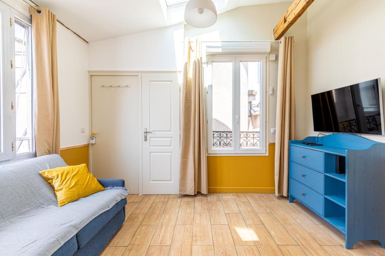 Lovely Saint-lazare Opera Apartment