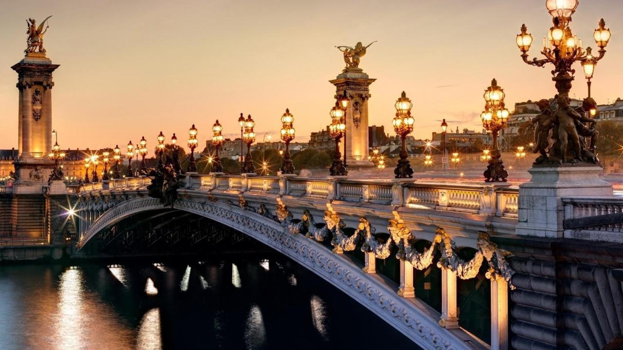 Passy - Tour Eiffel Apartment *