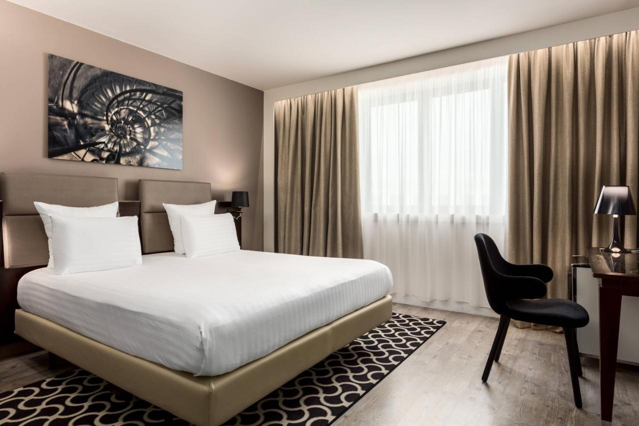 Hotel Ac Porte Maillot Paris
