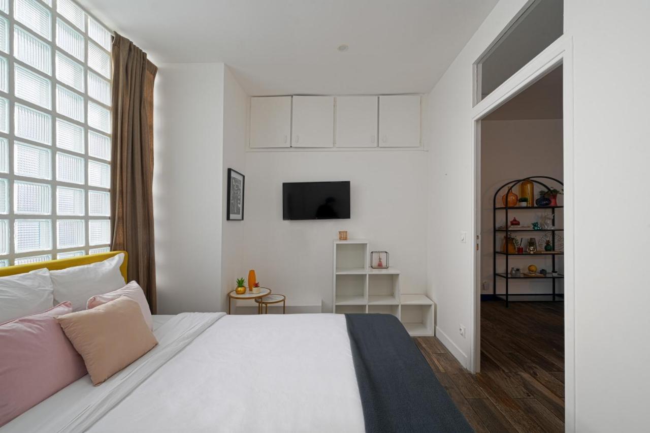 Apartment Huge 2 Floor With Unique Games & Theatre