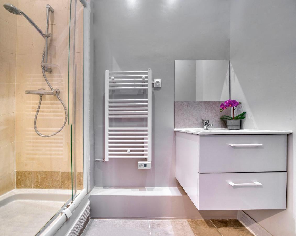 1630 - Champs élysées - Value Appartement *