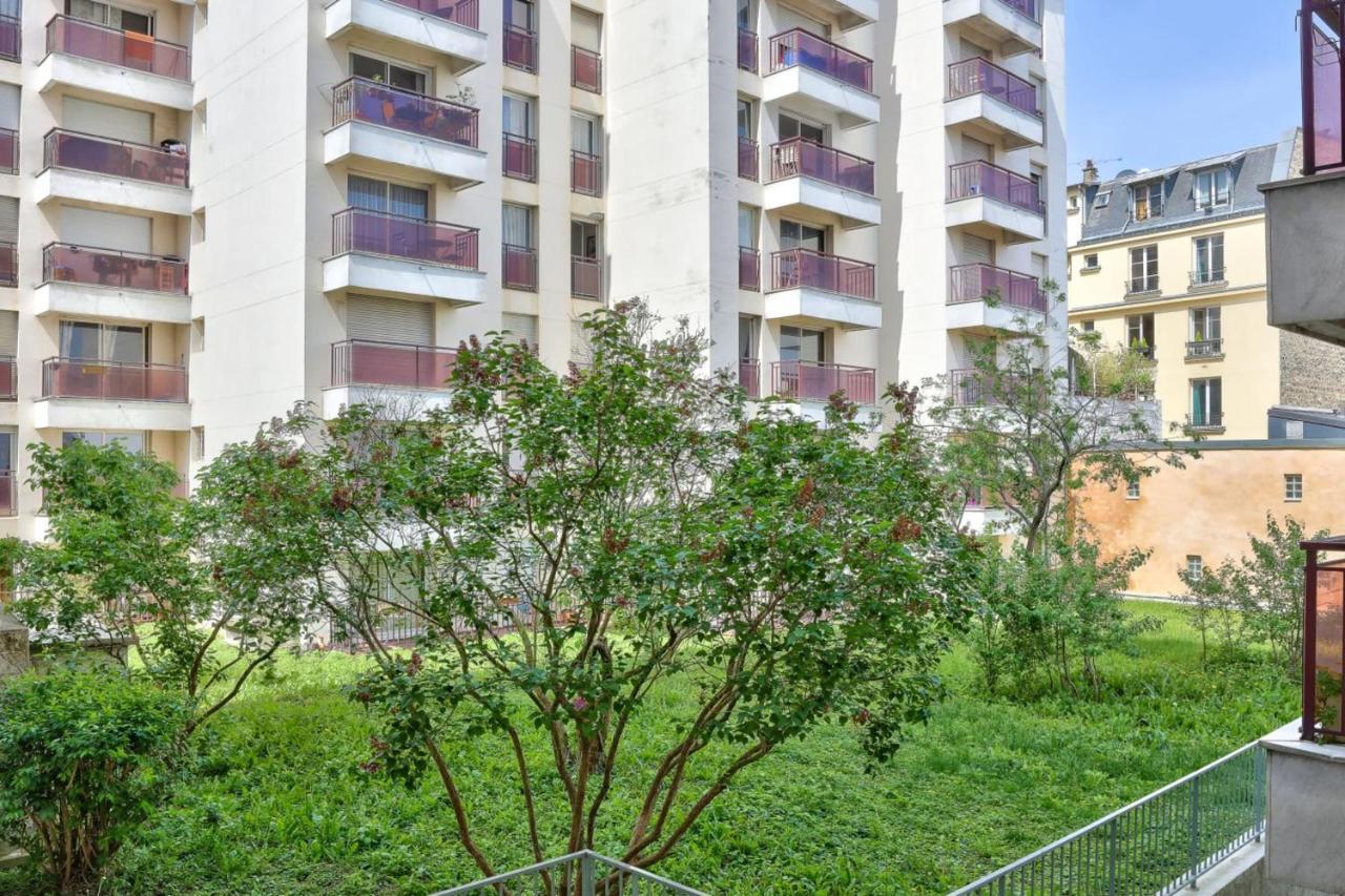 Apartment For 2 People In La Villette