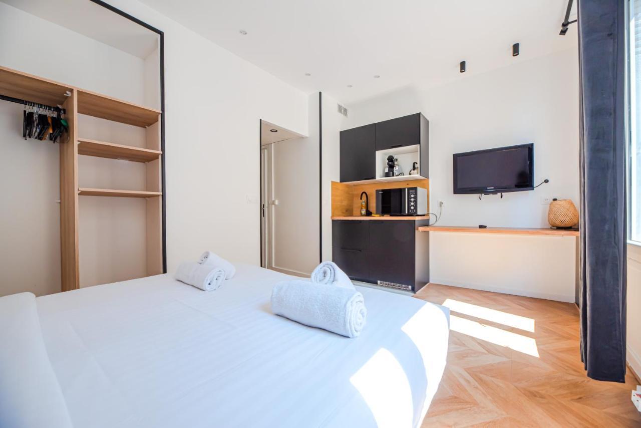 Elysees Aparthotel