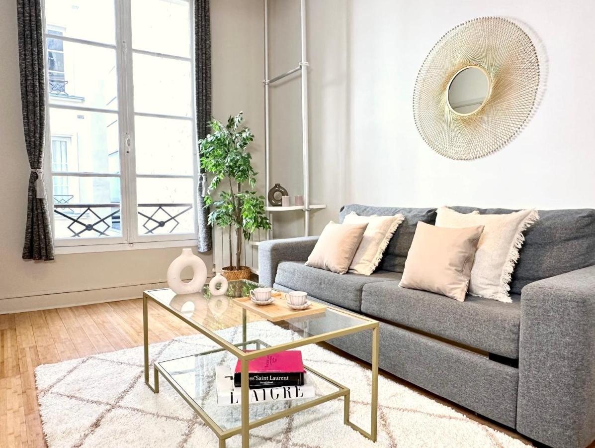 Appartement 1630 - Champs élysées - Value