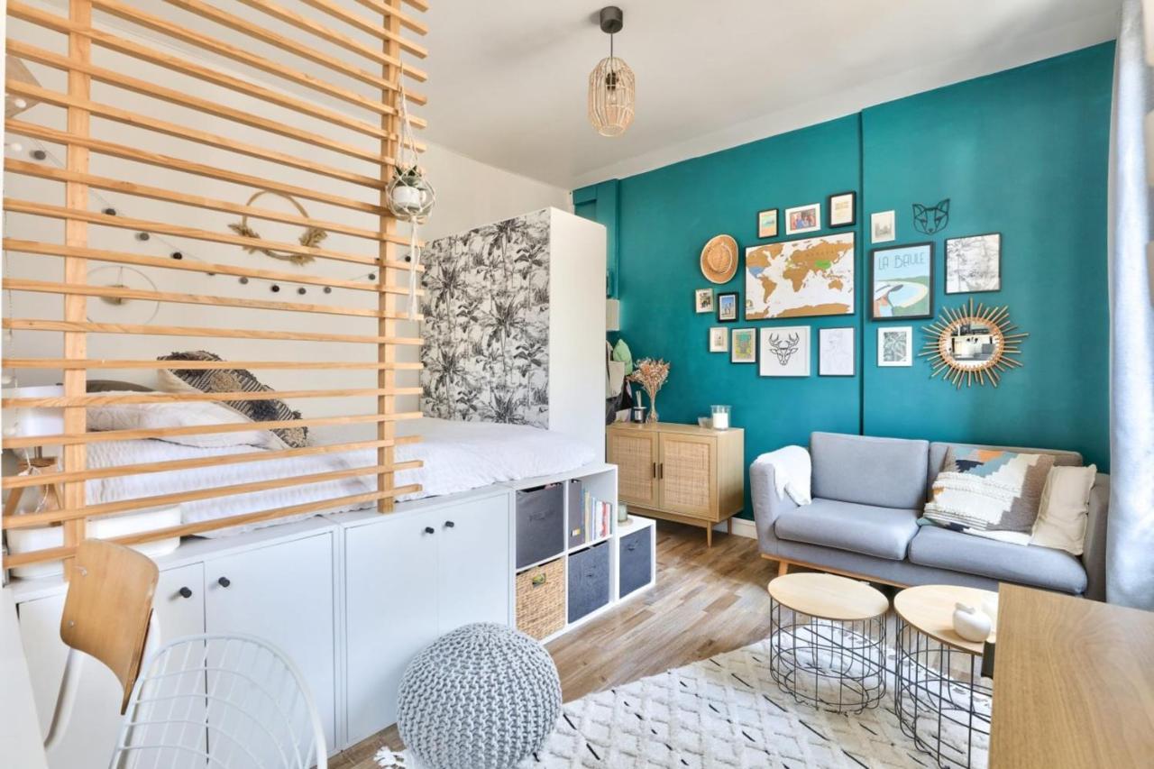 Cozy For 2 People In Montmartre Apartment