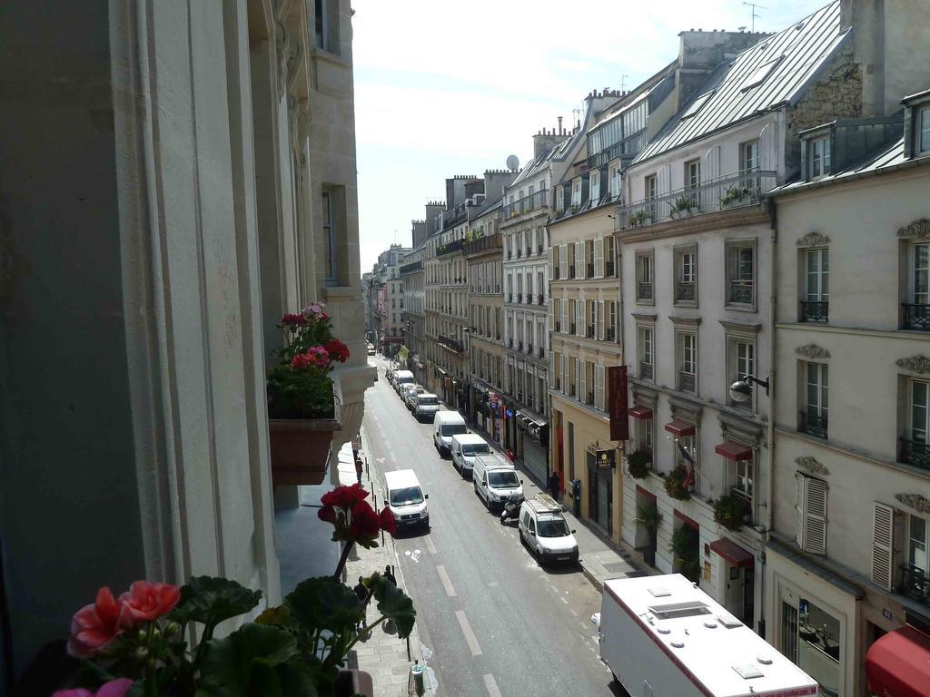 Apartment Moulin Rouge *