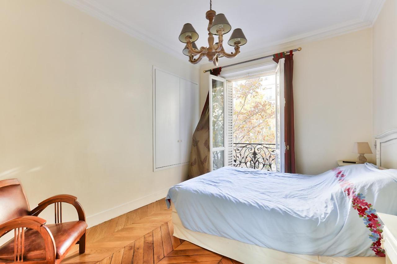 140m2 Proche Des Champs Elysees Paris