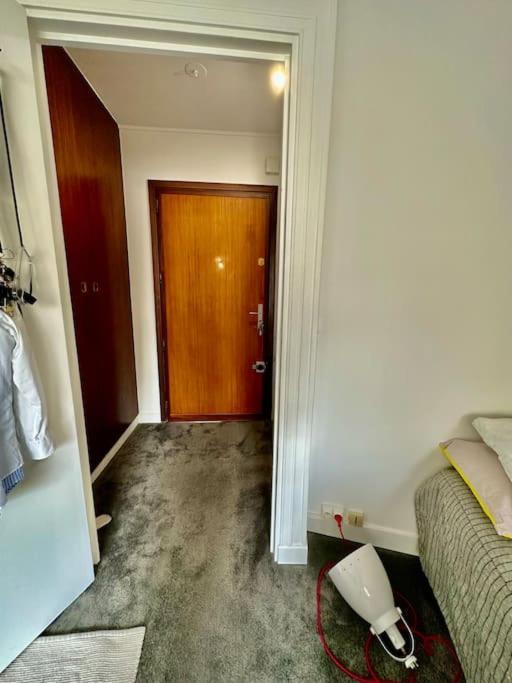 10 Canal, Studio Au Calme, Piscine Solarium Apartment