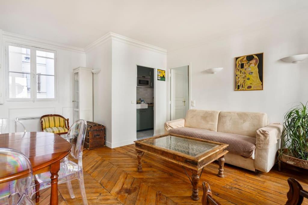 Appartement Haussmannien Place De L Etoile *
