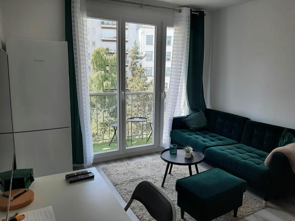 Magnifique De 25 M2 * Paris