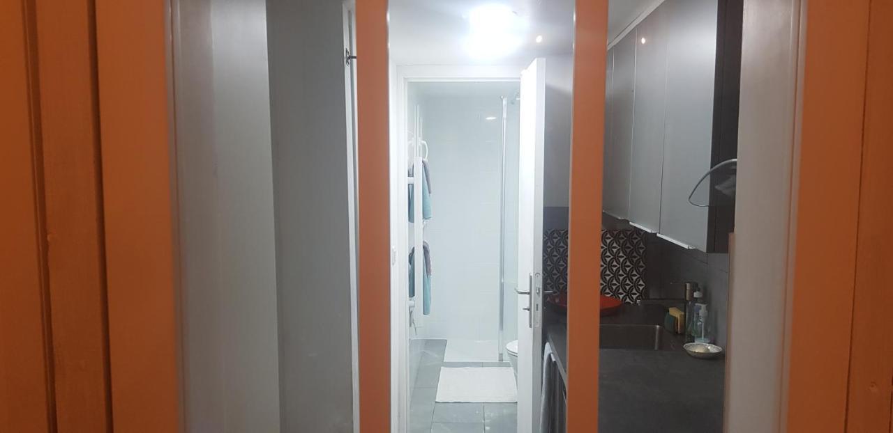 Aparthotel Charming Loft - Tour Eiffel/ Rue Cler 3*