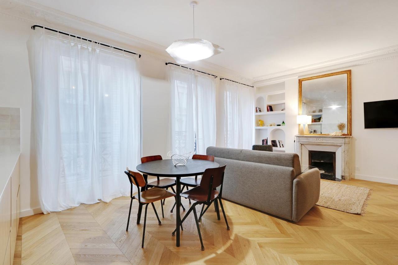Apartment Pick A Flat's In Saint Germain Des Pres - Rue De Montfaucon Paris