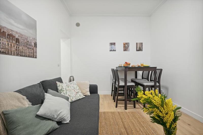14e ,cosy 2 Pieces Renove Appartement Paris