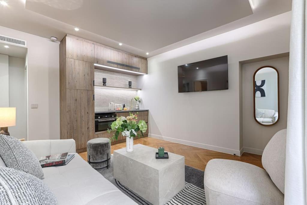 Mykeypers Great Luxury Flat 1br/4p - Champs Elysees Appartement Paris