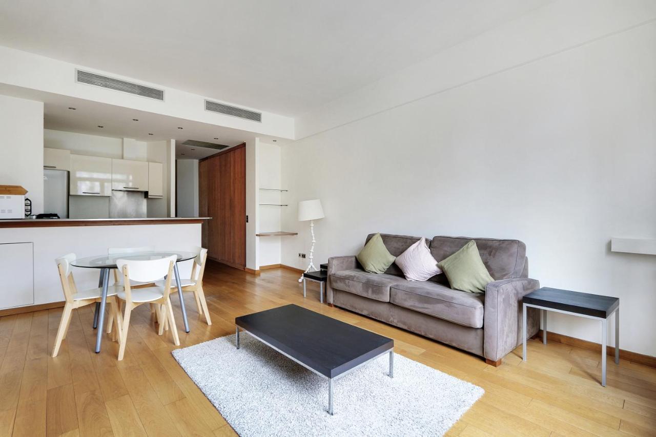 Apartment Pick A Flat's In Champs Elysees - Avenue Franklin Delano Roosevelt
