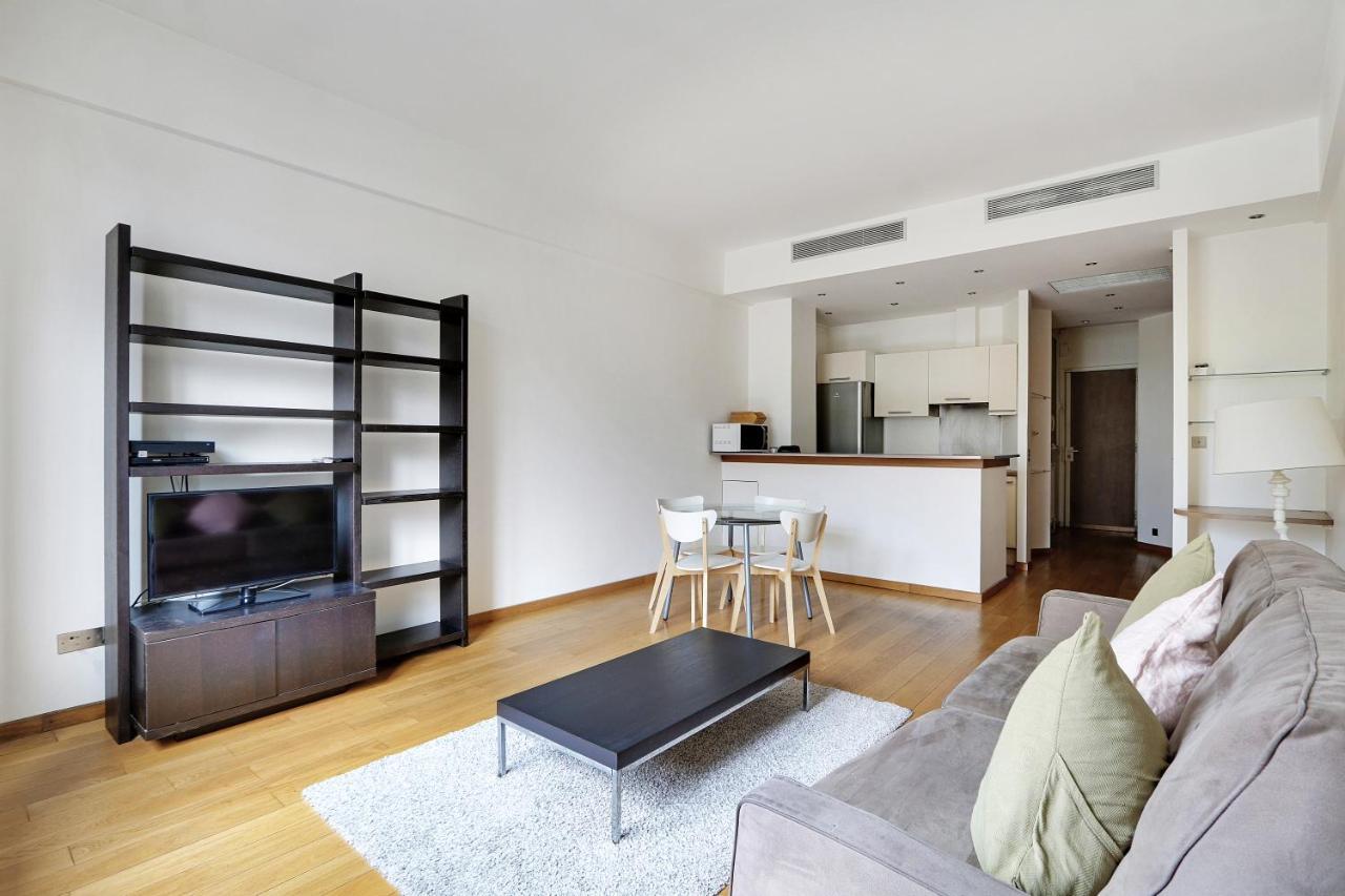 Apartment Pick A Flat's In Champs Elysees - Avenue Franklin Delano Roosevelt Paris