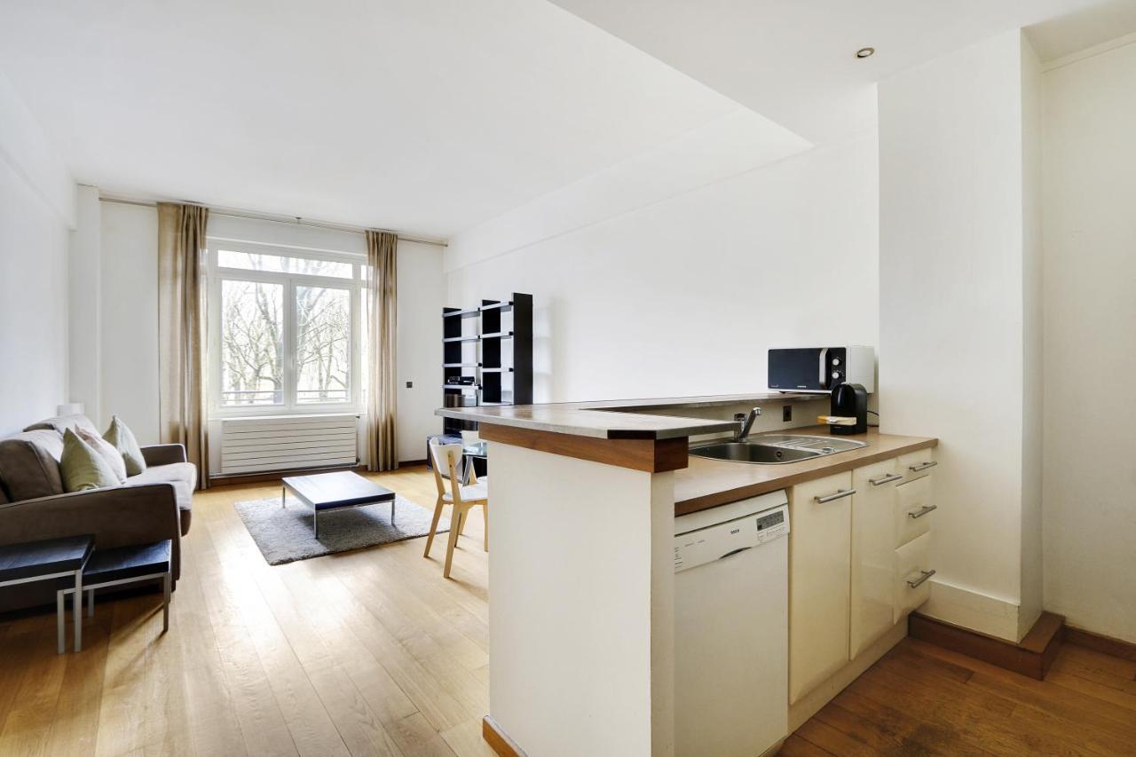 Pick A Flat's In Champs Elysees - Avenue Franklin Delano Roosevelt *