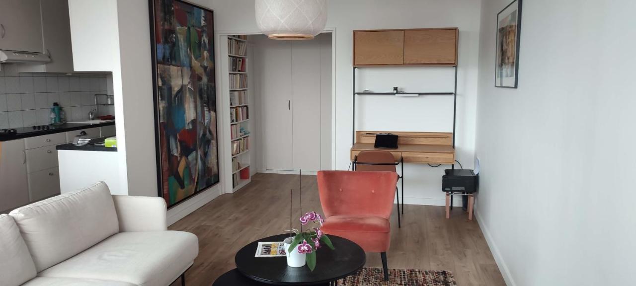 Bright Flat With Uninterrupted Views In 13th Appartement Paris