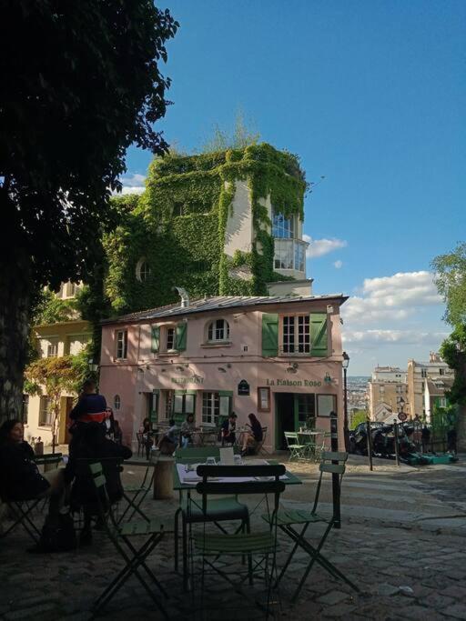 Avec Vue Exceptionnelle A Montmartre. Appartement *